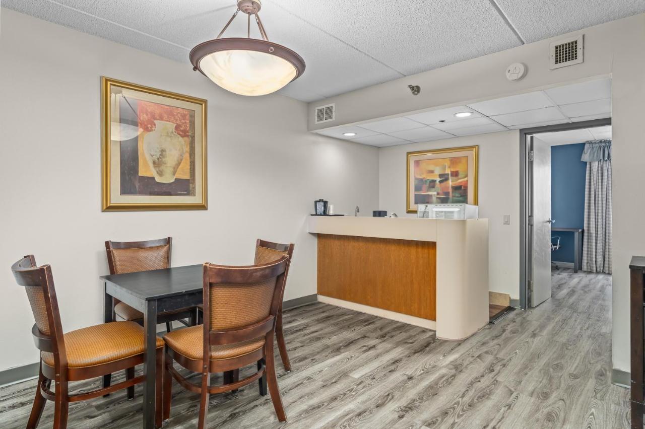 Quality Inn & Suites Mall Of America - Msp Airport Bloomington Exteriör bild