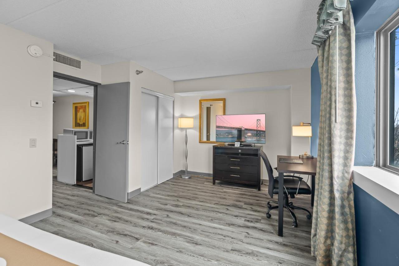 Quality Inn & Suites Mall Of America - Msp Airport Bloomington Exteriör bild