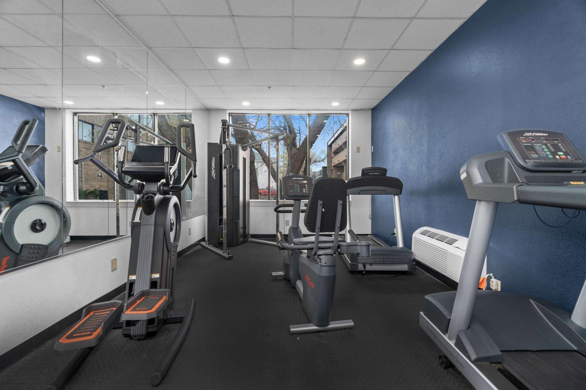 Quality Inn & Suites Mall Of America - Msp Airport Bloomington Exteriör bild