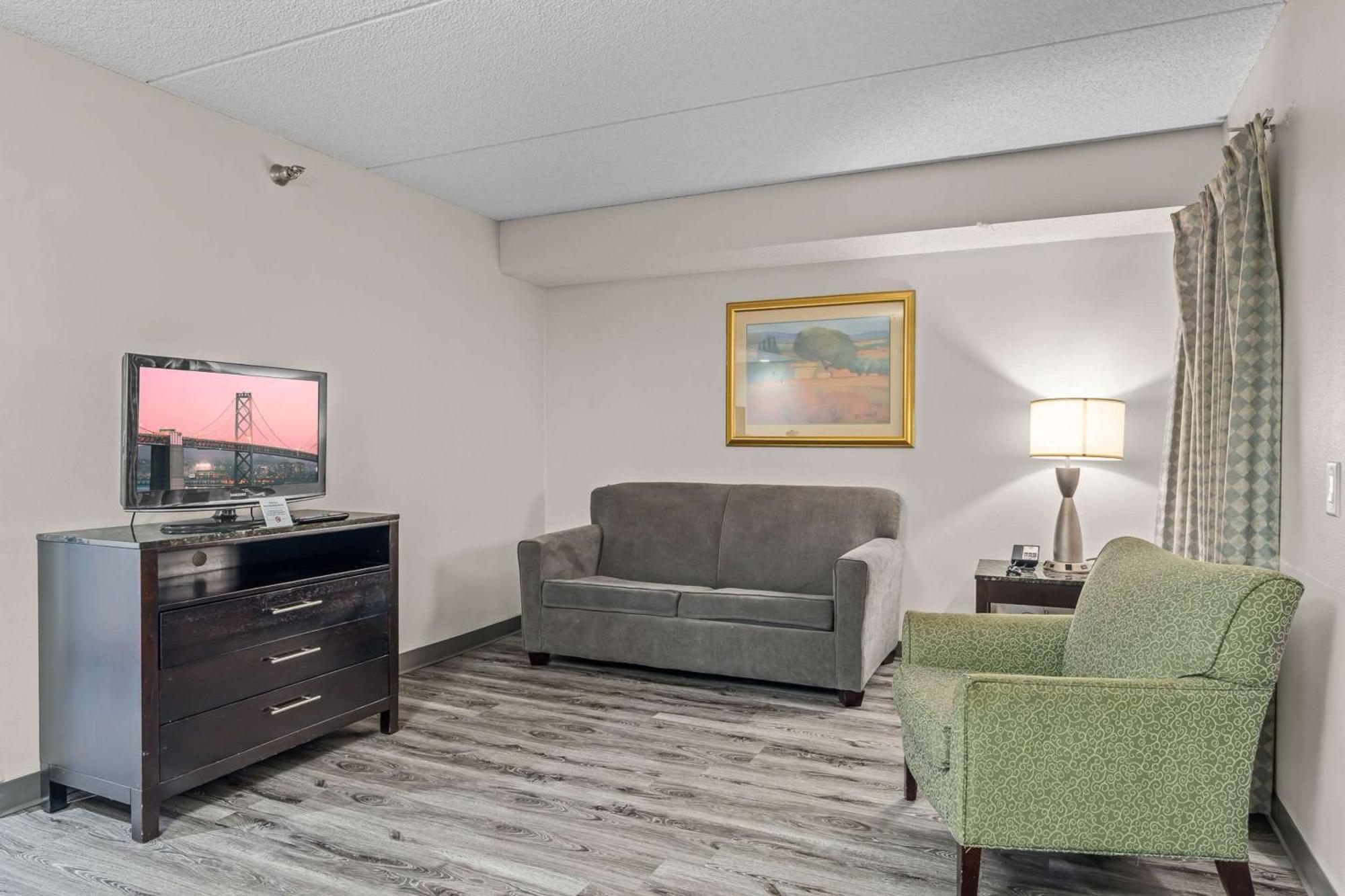 Quality Inn & Suites Mall Of America - Msp Airport Bloomington Exteriör bild