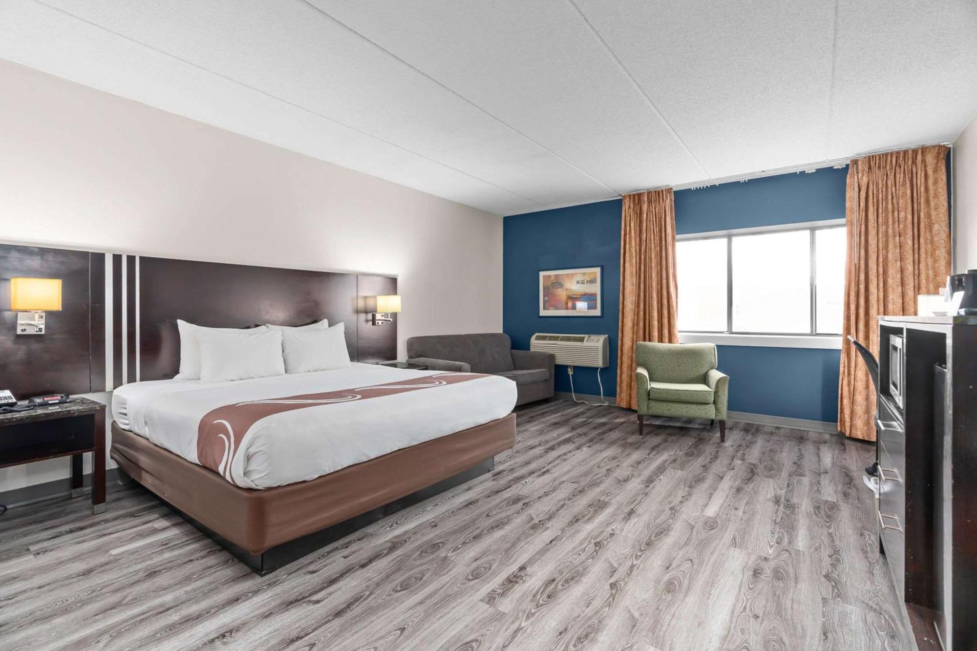 Quality Inn & Suites Mall Of America - Msp Airport Bloomington Exteriör bild